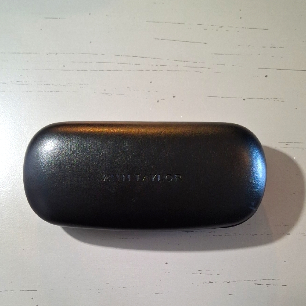 Ann Taylor Black Glasses Case